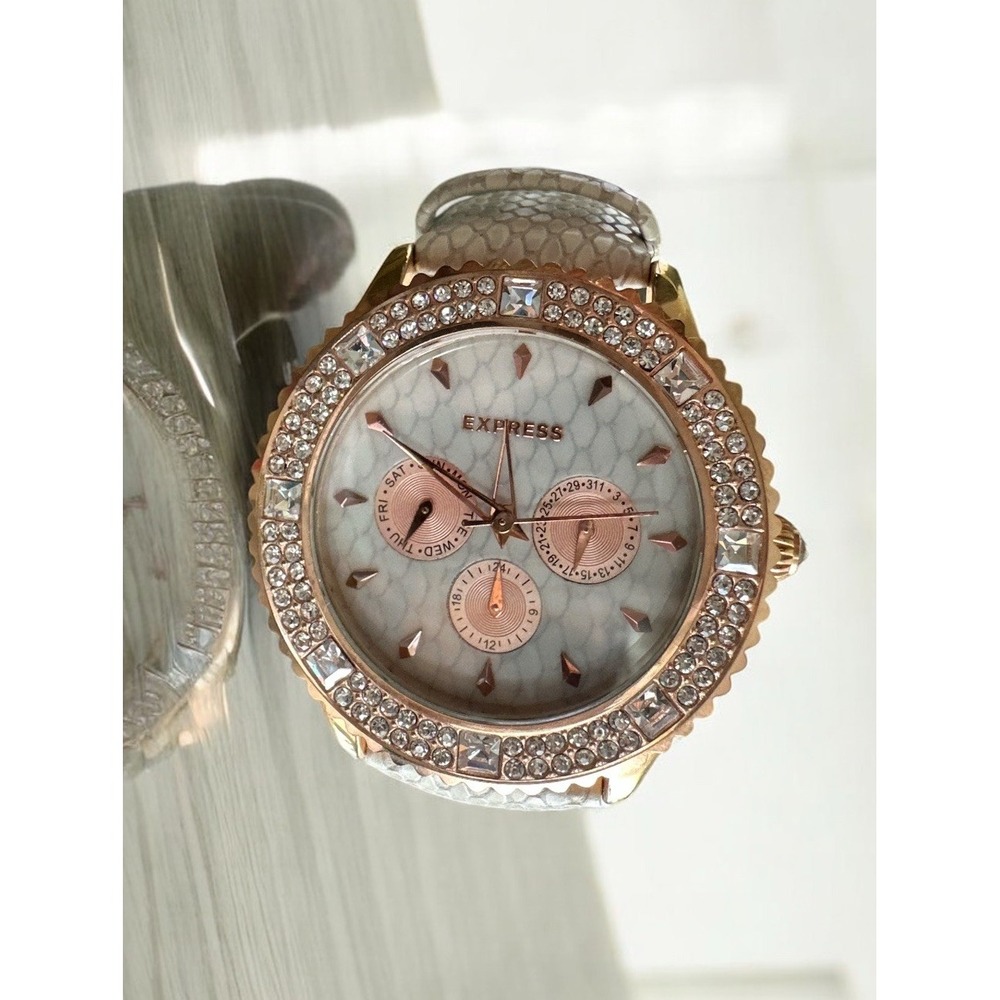 Express‎ FMDEX1430 Crystal Bezel Snakeskin Pattern Rose Gold Women's Chronograph